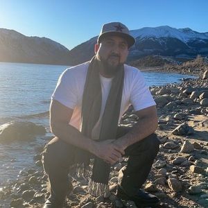 Meet your Posher, Moises